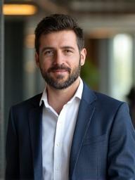 Retrato de Lucas Tavares